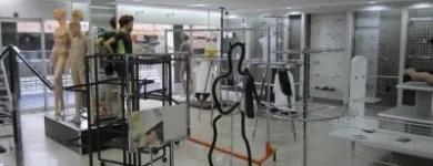 La imagen 2 de la Empresa DISPLAY EL TRIANGULO MJ, C.A. Vitrinas en Caracas M