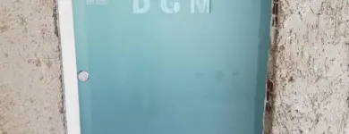 La imagen 4 de la Empresa INVERSIONES BRIGLASS C.A servicios de vidrios en Caracas M
