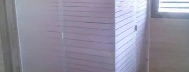 La imagen 2 de la Empresa VIDRIOS FENICIA, C.A. Vitrinas de Vidrio en Caracas M