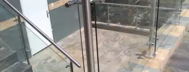 La imagen 18 de la Empresa VIDRIOS FENICIA, C.A. Vitrinas de Vidrio en Caracas M