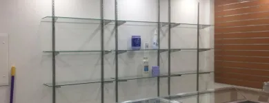 La imagen 25 de la Empresa VIDRIOS FENICIA, C.A. Vitrinas de Vidrio en Caracas M