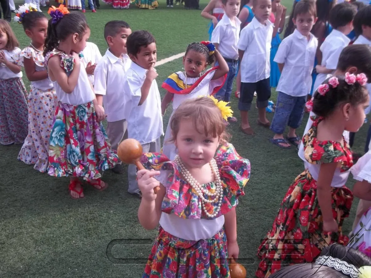 La imagen 7 de la Empresa UNIDAD EDUCATIVA  SANTA MARÍA