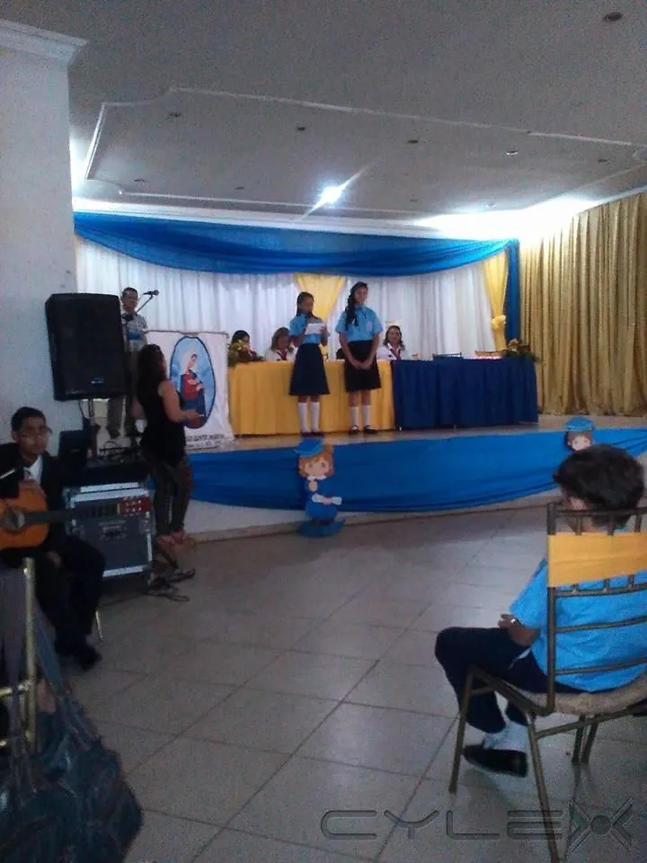 La imagen 5 de la Empresa UNIDAD EDUCATIVA  SANTA MARÍA