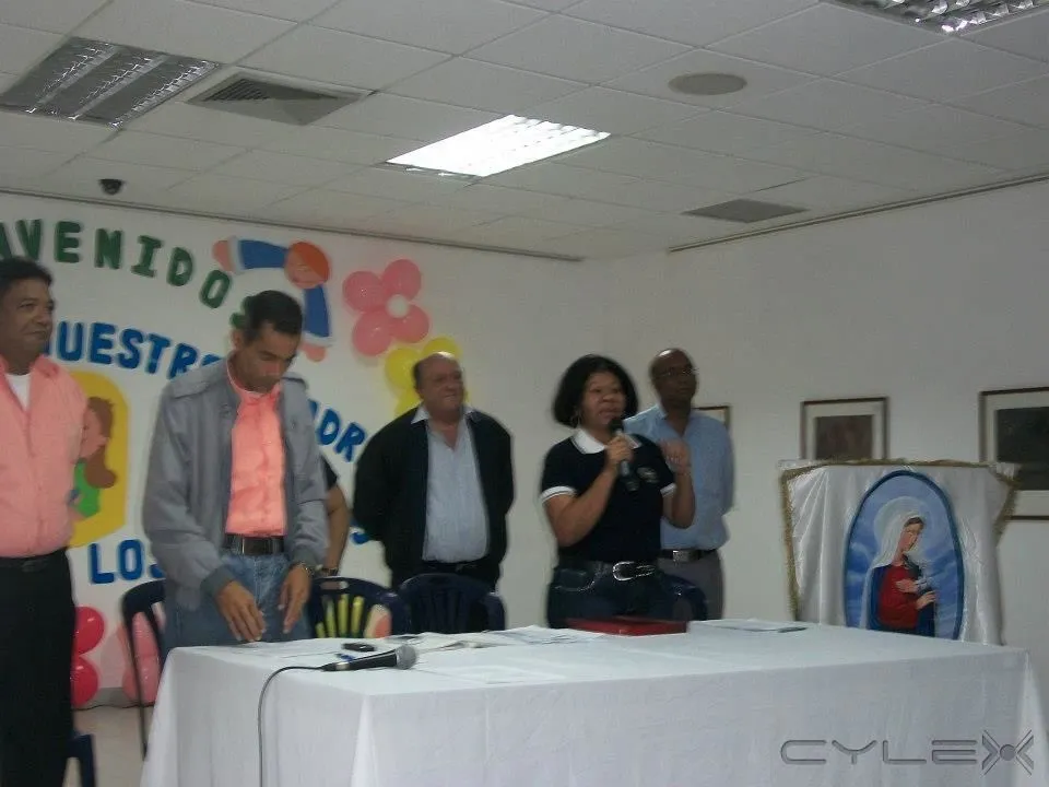 La imagen 2 de la Empresa UNIDAD EDUCATIVA  SANTA MARÍA